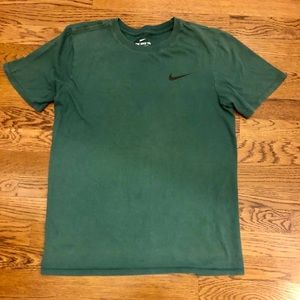Men’s Nike T-shirt Small